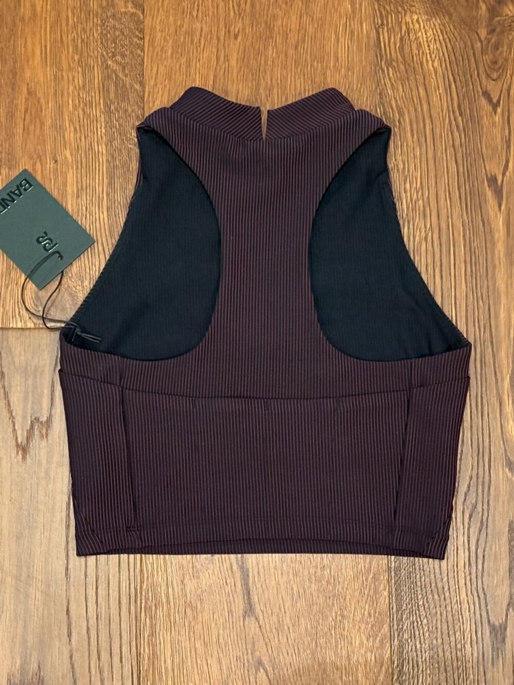 NWT - Bandit - Striped Cadence Vaso Race Crop - Black/Fig Stripe - Size Small - Picture 9 of 9
